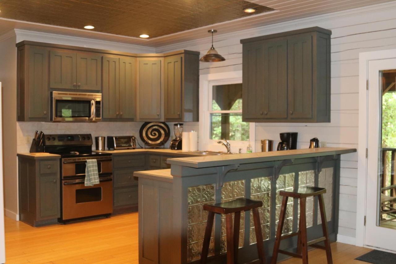 Barefoot Hills 3* Dahlonega