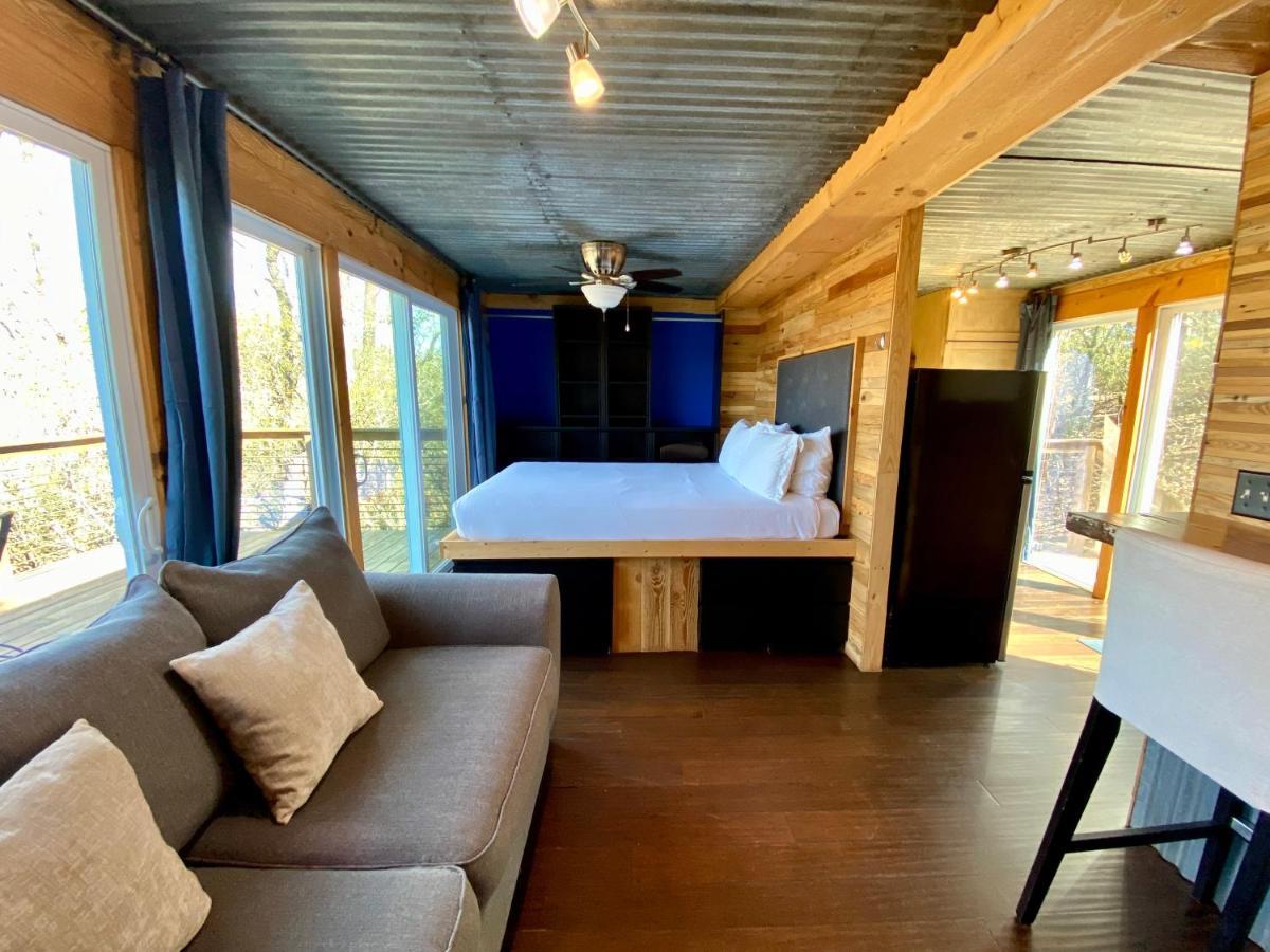 Barefoot Hills Hotel Dahlonega