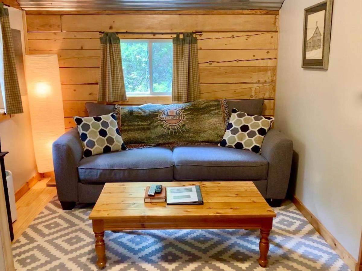 Barefoot Hills Hotel 3*
