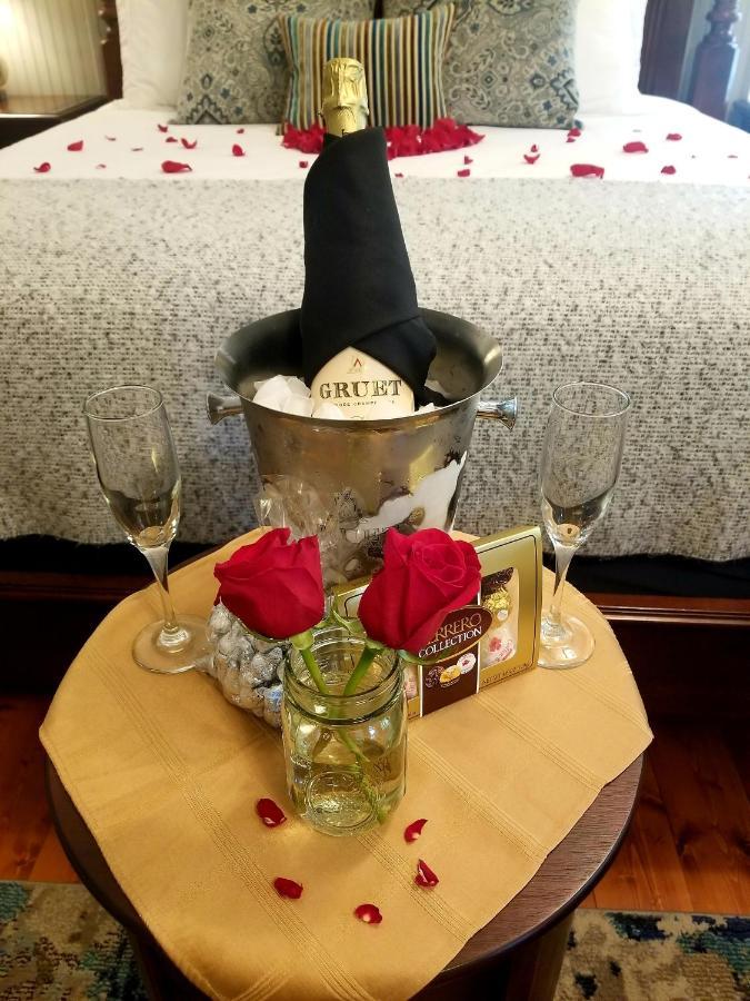 Barefoot Hills Hotel 3*