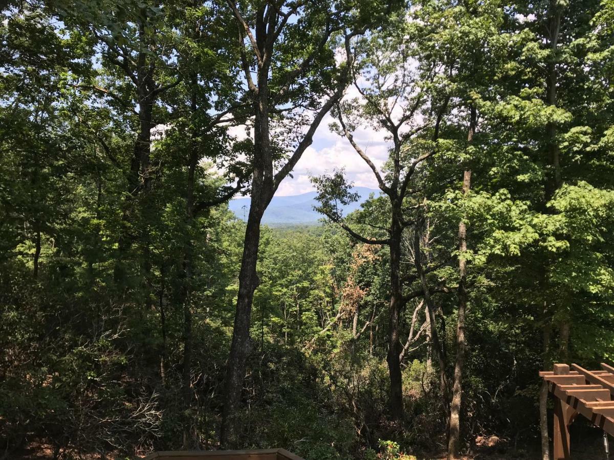 Barefoot Hills Hotel Dahlonega